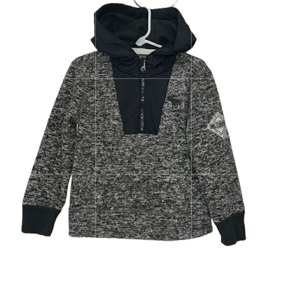 Abercrombie Kids Boys Gray and Black Hoodie(Size 3/4)
